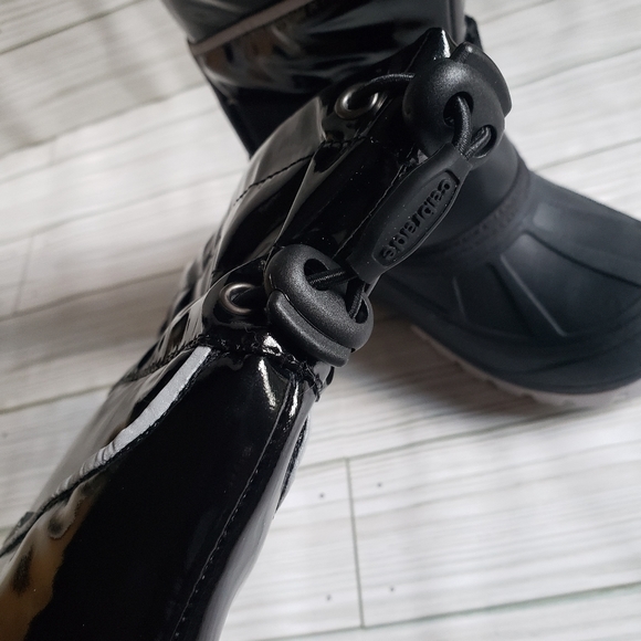 Cabrade Winter Waterproof Insulated Boots - Picture 7 of 9